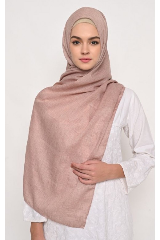 Pasmina Voal Zaffron Jahit Tepi Rosybrown